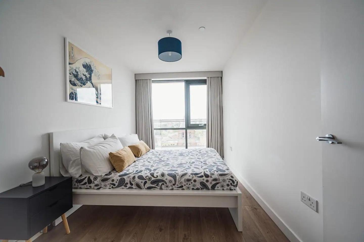 Pass The Keys 3 Bed 2 Bath With Stunning Views From The 8th Fl Appartement