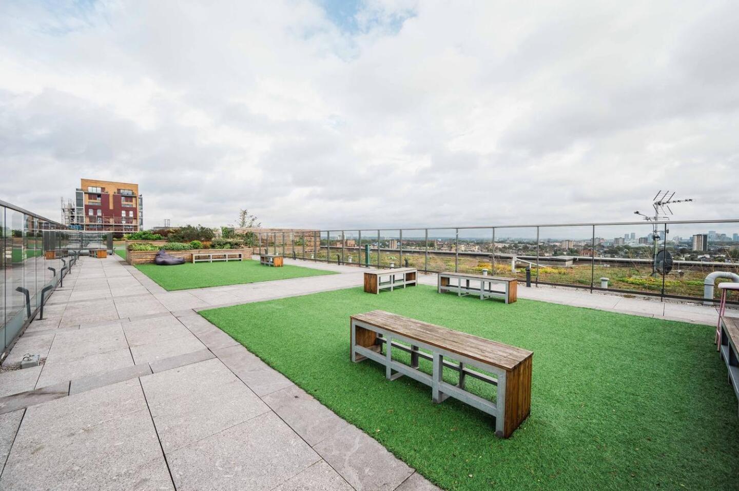 Pass The Keys 3 Bed 2 Bath With Stunning Views From The 8th Fl Appartement *