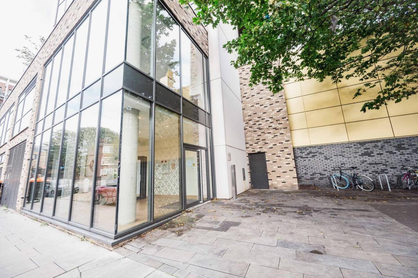 Pass The Keys 3 Bed 2 Bath With Stunning Views From The 8th Fl Appartement Londres