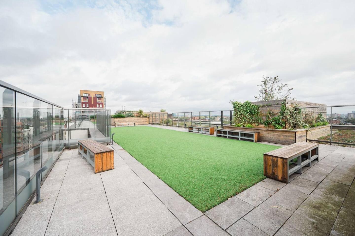 Pass The Keys 3 Bed 2 Bath With Stunning Views From The 8th Fl Appartement Londres