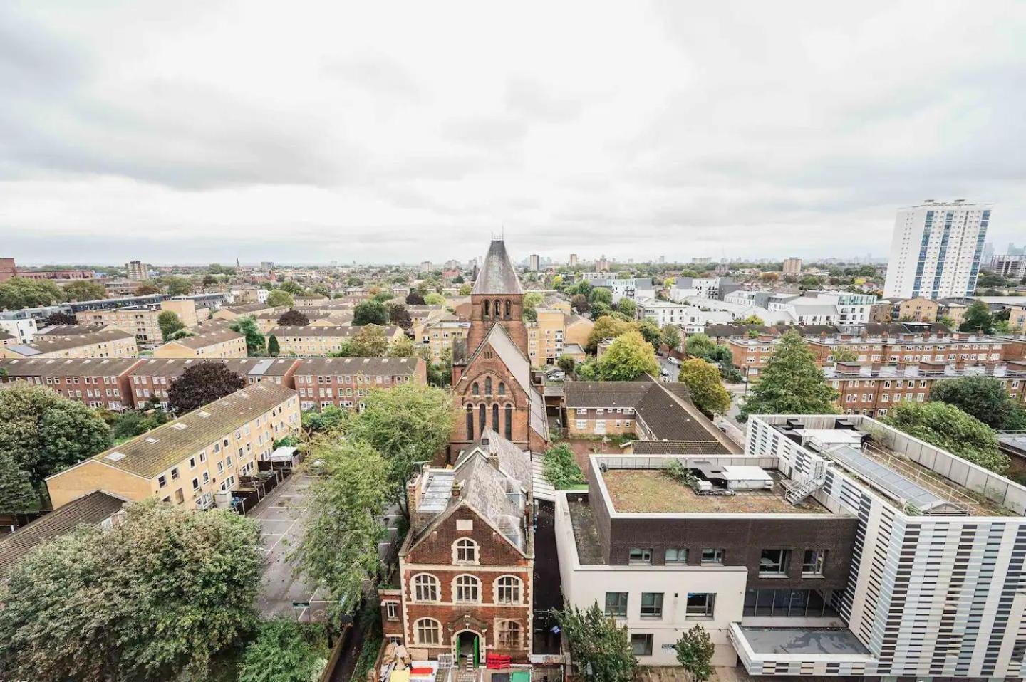 Pass The Keys 3 Bed 2 Bath With Stunning Views From The 8th Fl